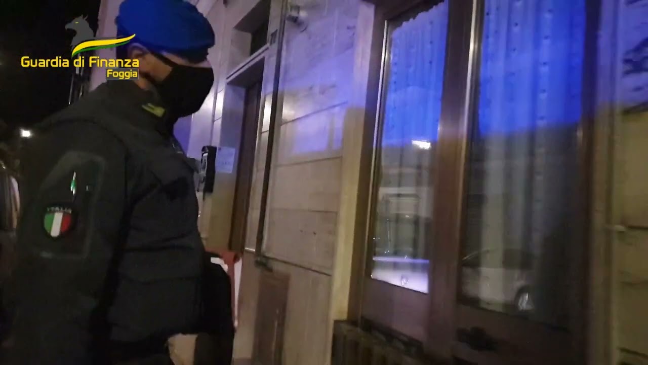 Spaccio di droga in due circoli a Orta Nova