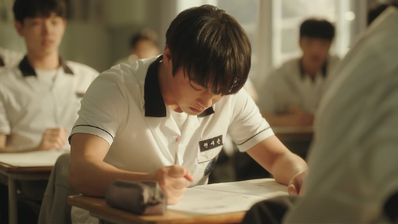 BULLIES Thinks New BOY is a FOOL, After CROSS limit HE Shows Who the real HERO😎 | KDrama Recap |