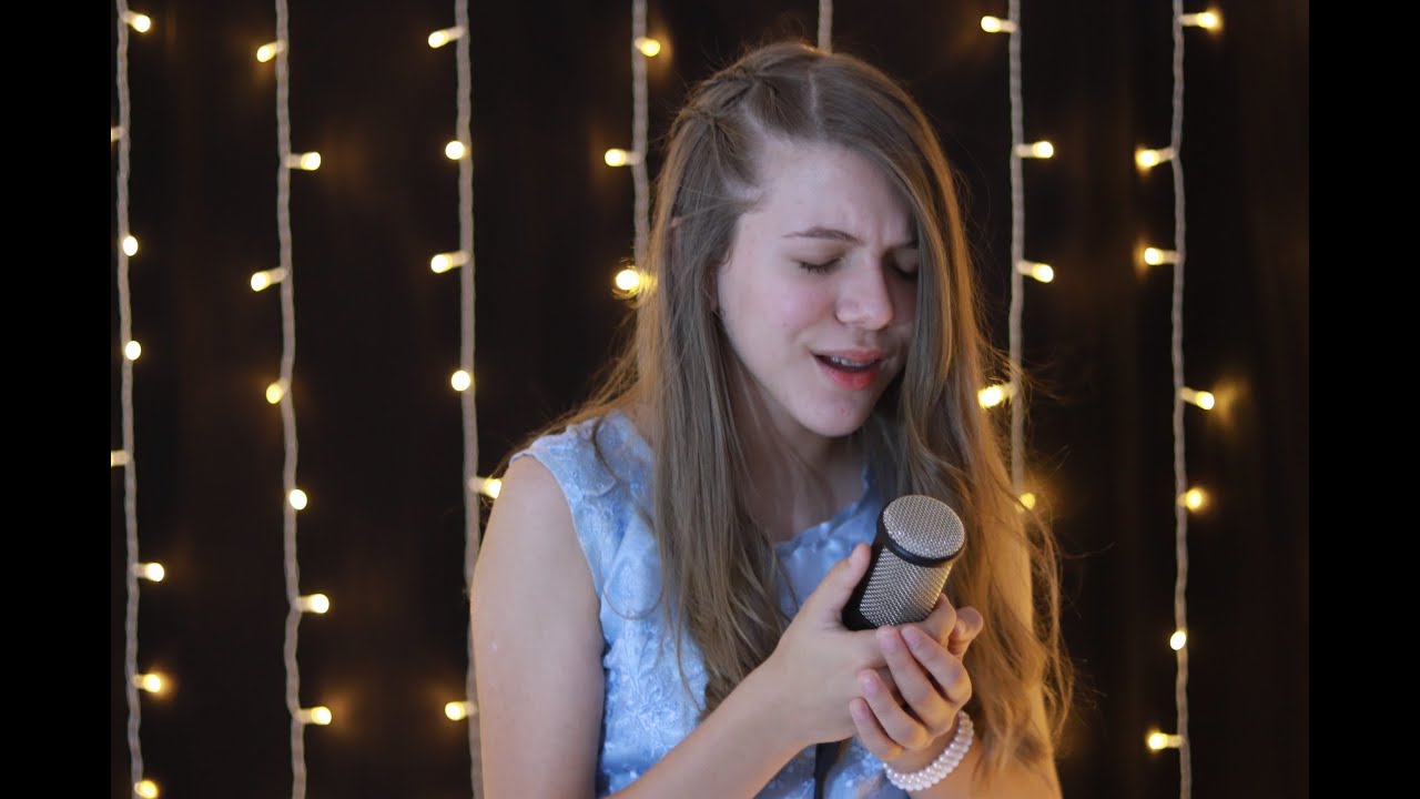 Yesterday - The Beatles  -  Julia Silva Cantora (Cover)