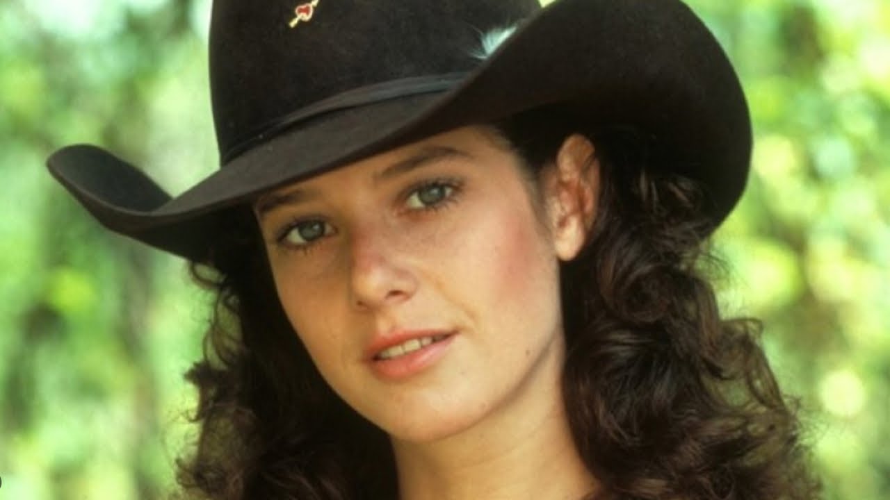 What The Hell Happened To Debra Winger?