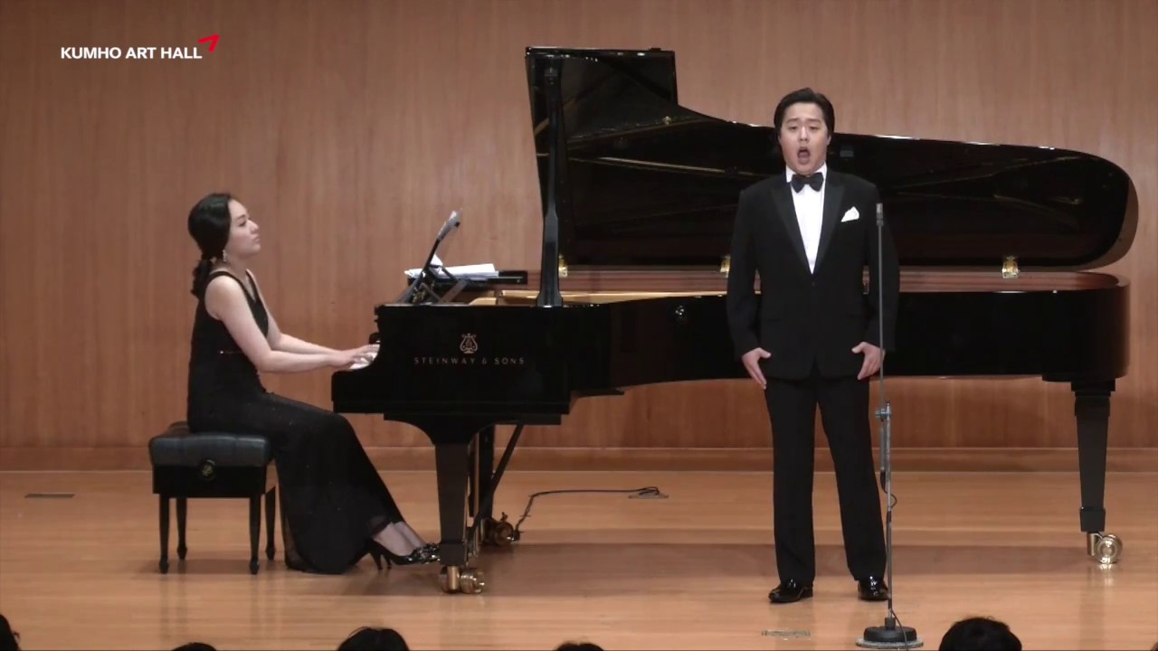 Mit Würd und Hoheit angetan Tenor Konstantin Lee