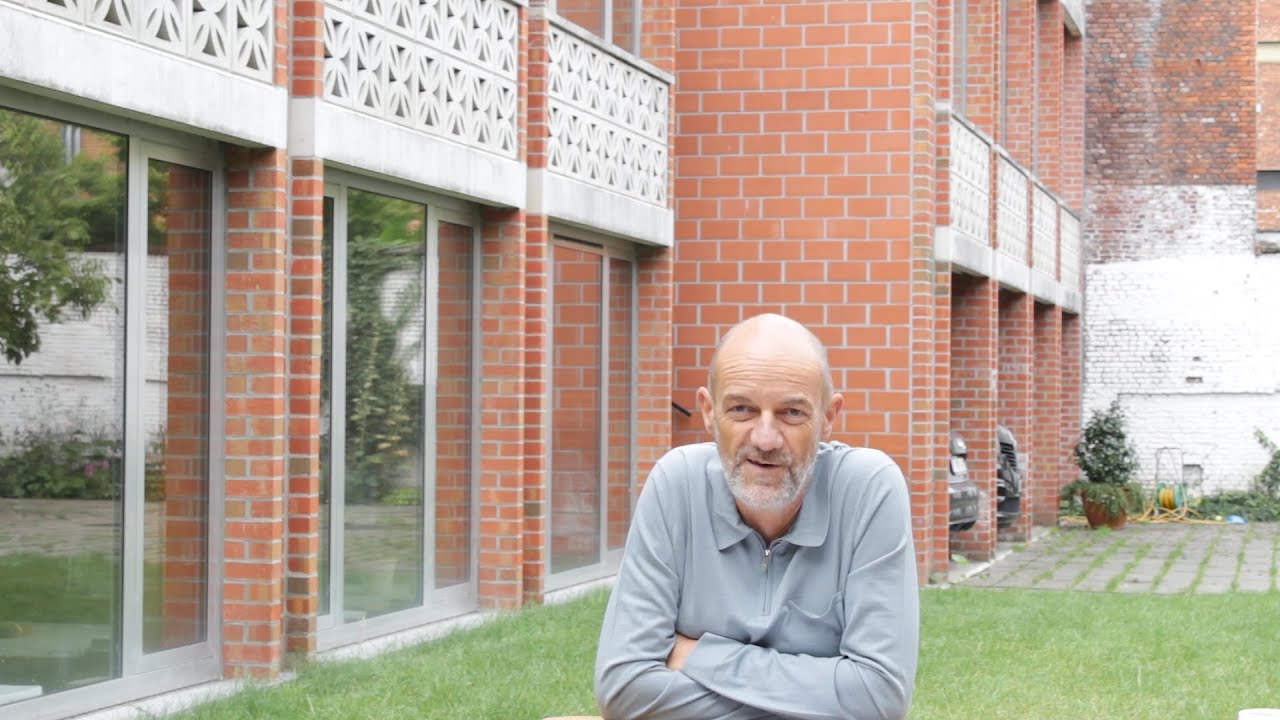 Vlaams Bouwmeester (Erik Wieërs) vertelt over architectuur in Antwerpen en verwelkomt de studenten!