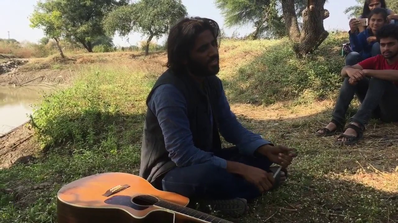 हिंदी बोले तो बोले कि गँवार है - कविश सेठ