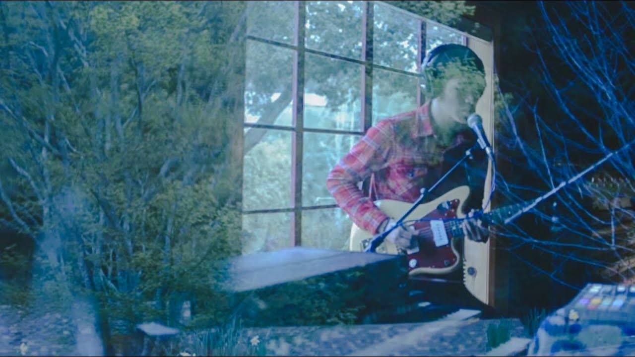 There's Talk - Tiny Strands / Hummingbird Place (Primitive Ears Session)