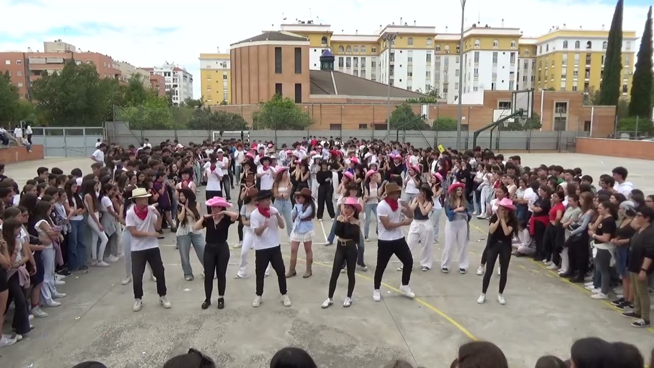 17b- 2º BACHILLERATO 'Mamma Mia' &”Grease: You’re the one…'