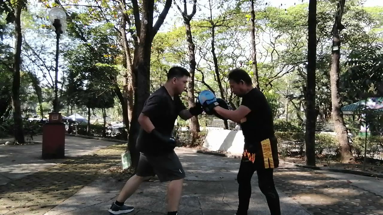 Boxing 2nd Training palang ni sir Trainer GM. Domingo Mateo S.Bayot Circle Quezon City 