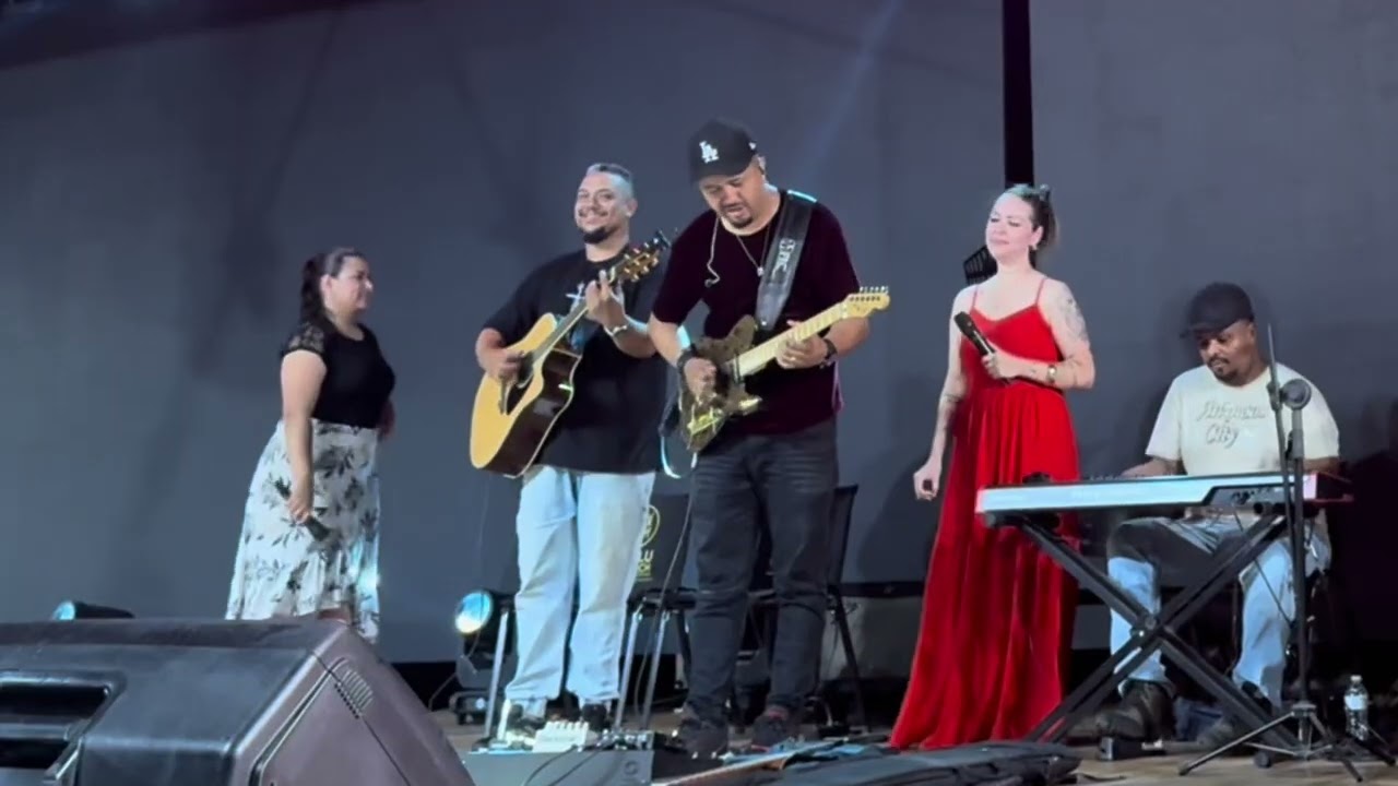 Tocando Adhemar de Campos na Influ Church 