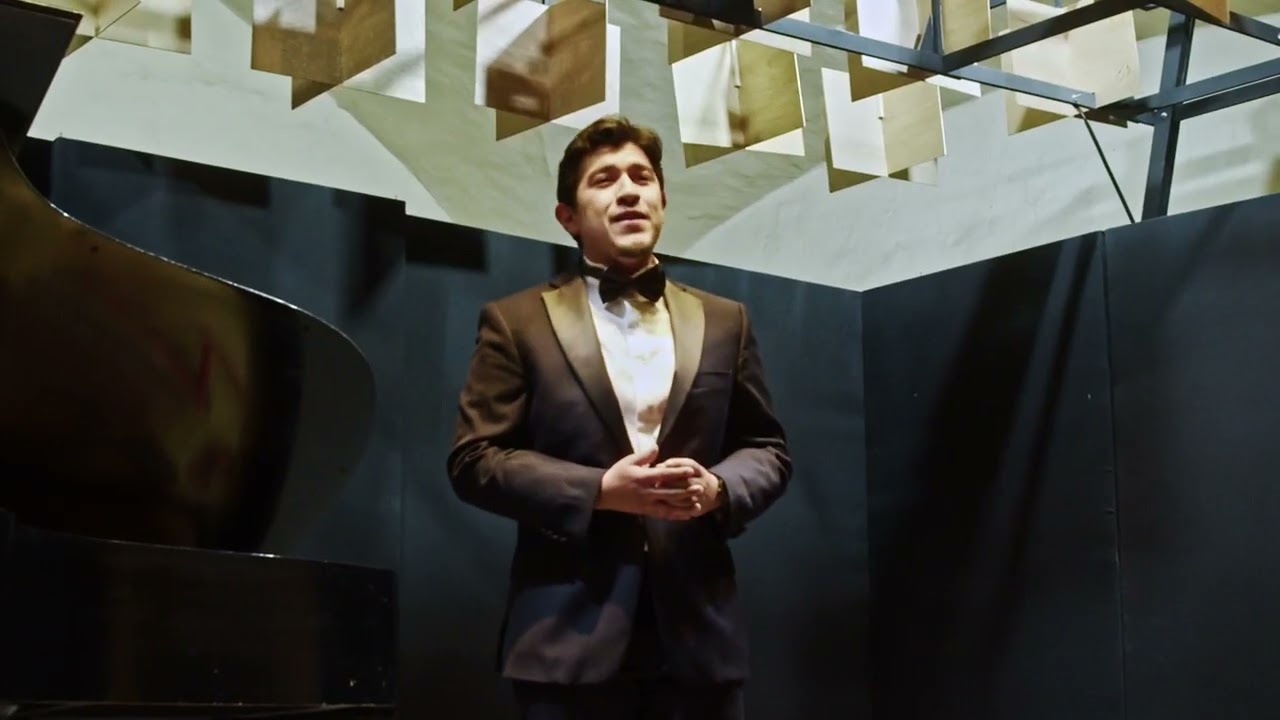 GRANADA, Agustín Lara (Tenor Emmanuel Aguirre)
