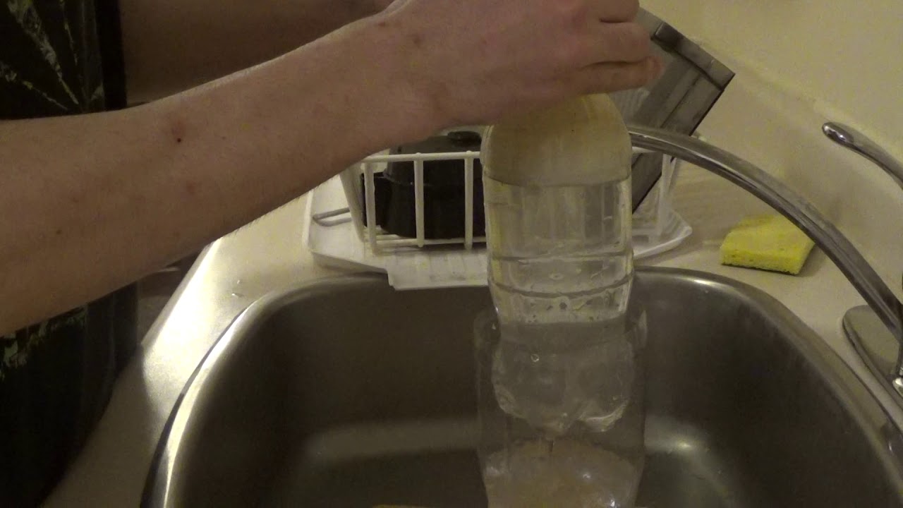 HOW TO MAKE A WATERFALL/GRAVITY BONG!