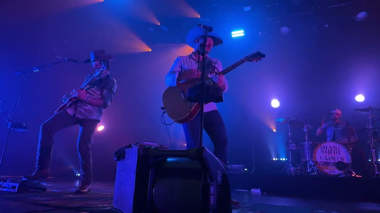 Shane Smith & The Saints | Fire In The Ocean | LIVE At The Ryman