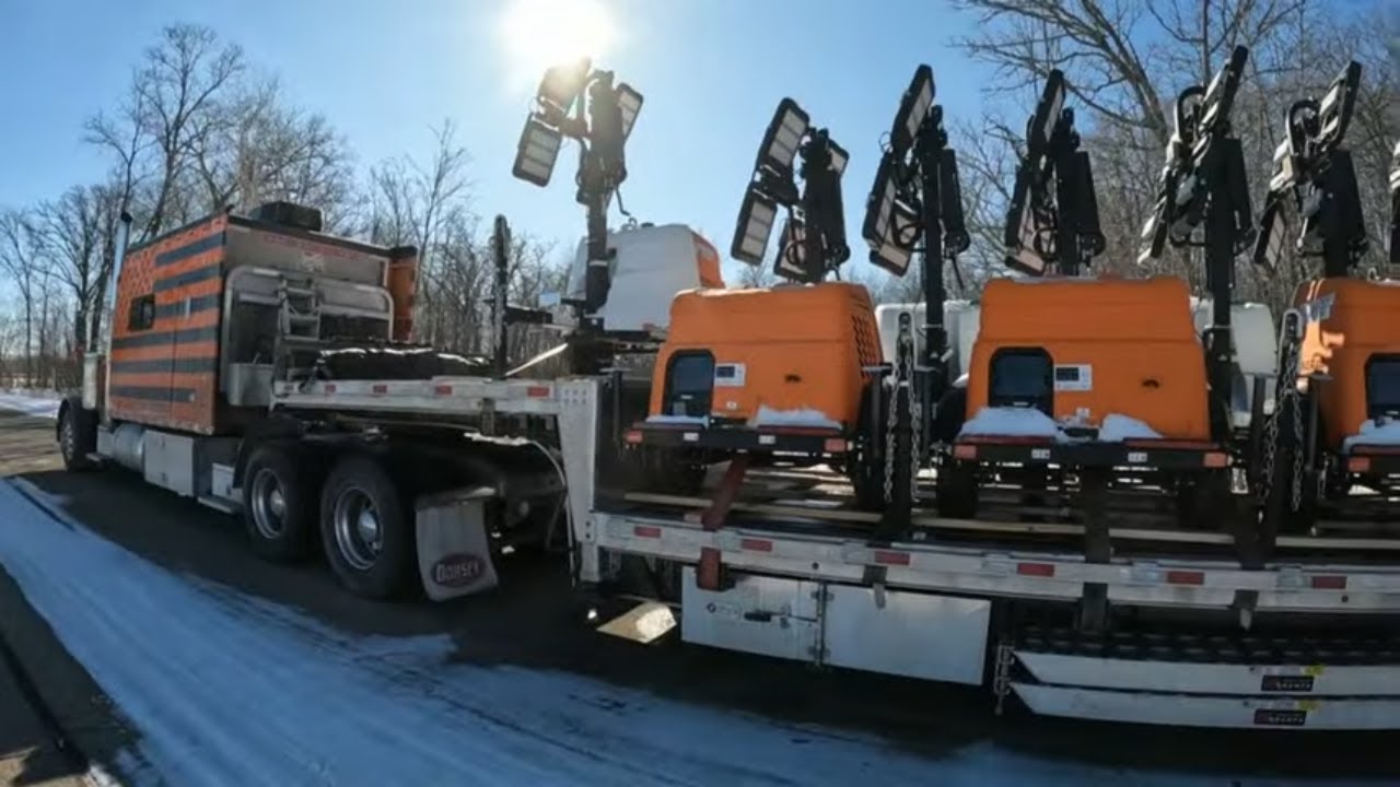 #769 Light Towers to Beaumont Texas The Life of an Owner Operator Flatbed Truck Driver