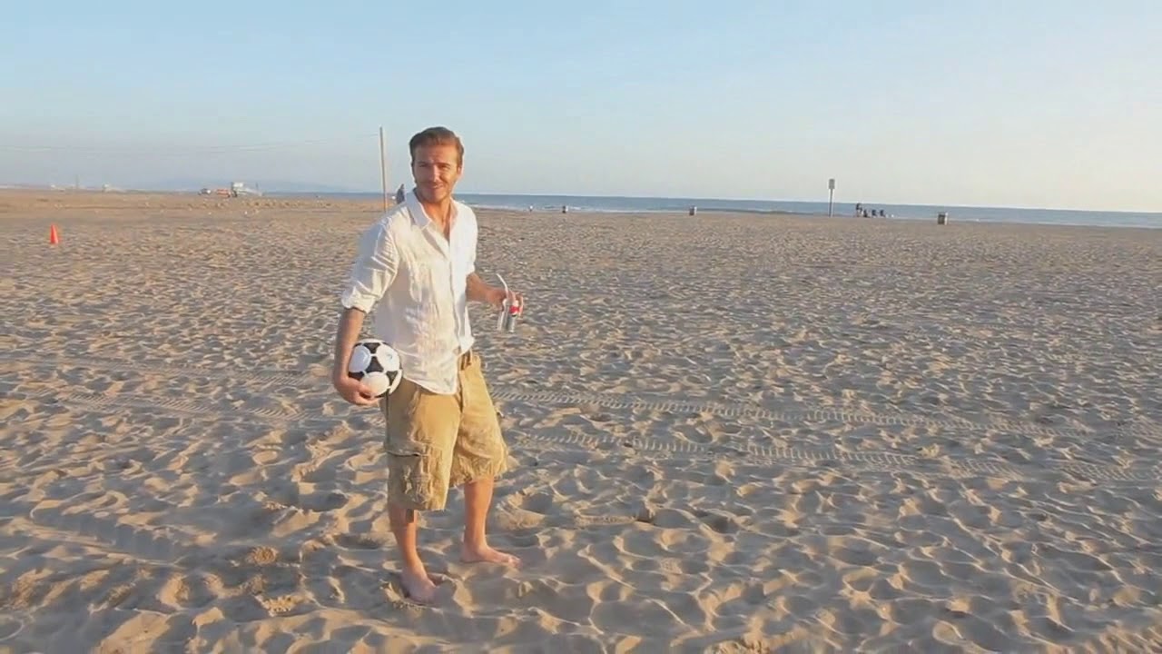 Unbelievable David beckham 3 balls into a trash can!!