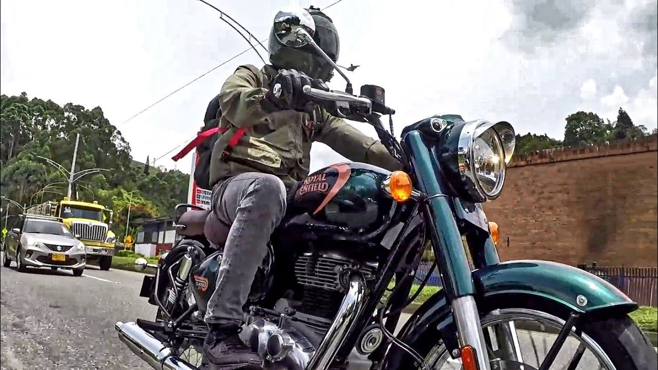 Pruebo esta MOTO ICONICA de esta MARCA!! POR FIN | Medina Motors