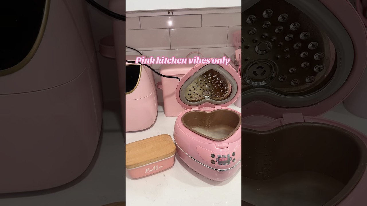 Pink kitchen appliance 😍 Dinner loading 💓 #pinkdecor  #pinkkitchen