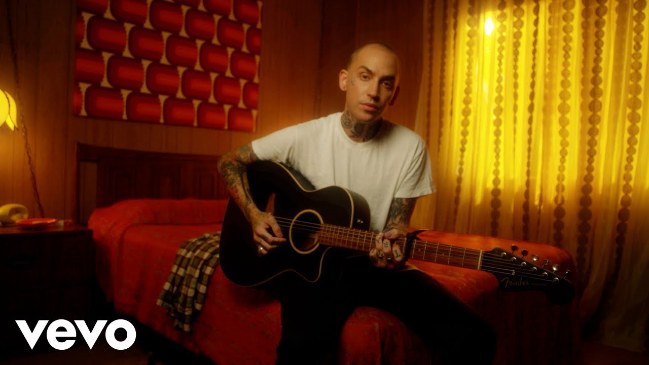 blackbear - smile again