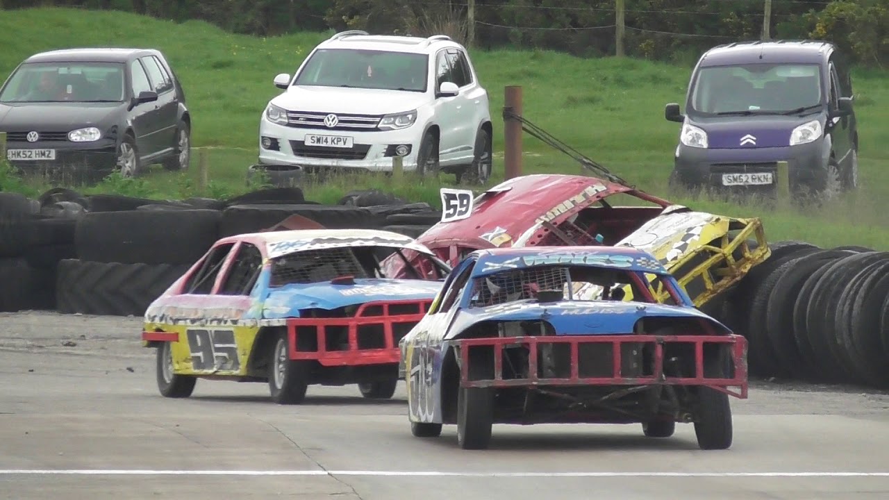 Crimond Raceway Saloonstox race 1 9th june 2019