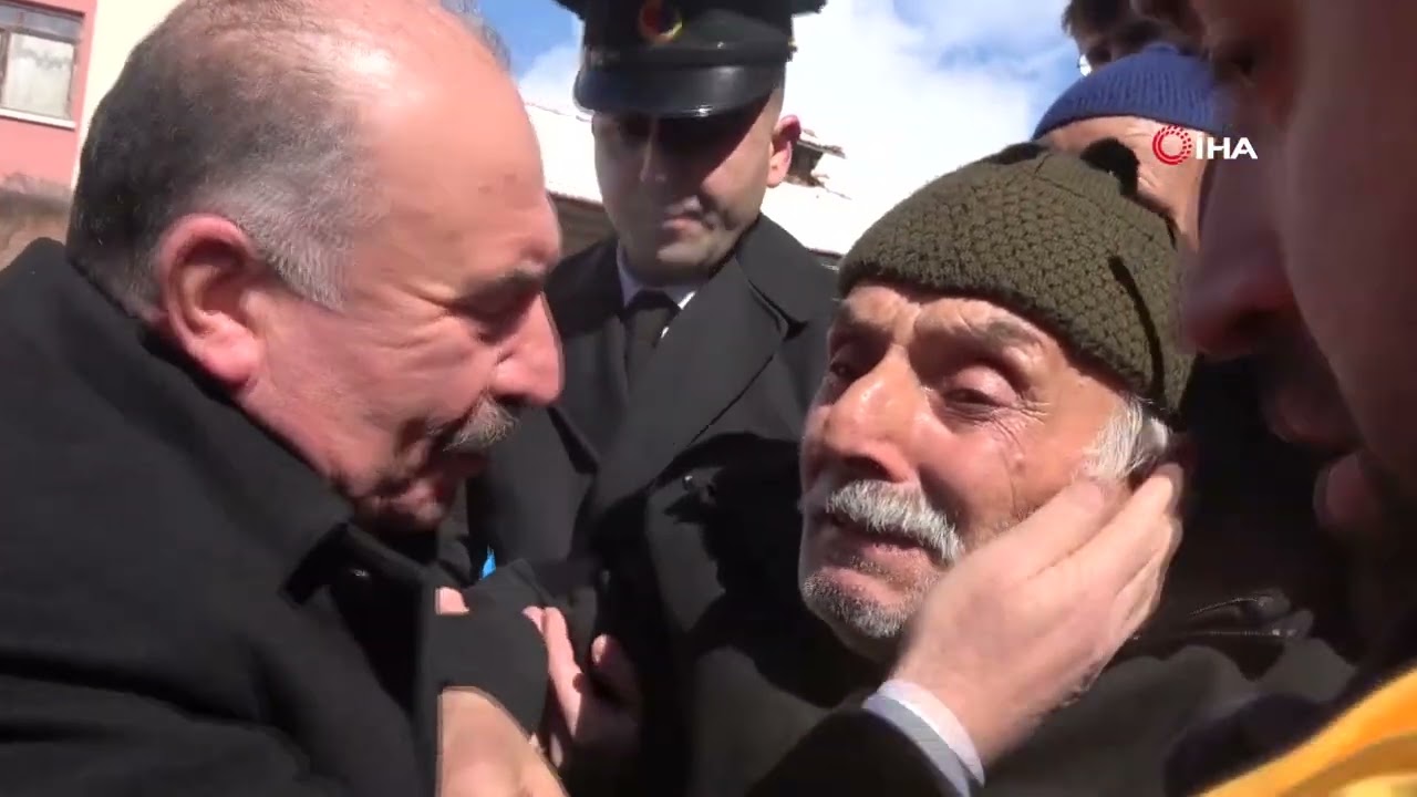 Çorum şehidine ağladı... Piyade Er Mustafa Uslu, son yolculuğuna uğurlandı