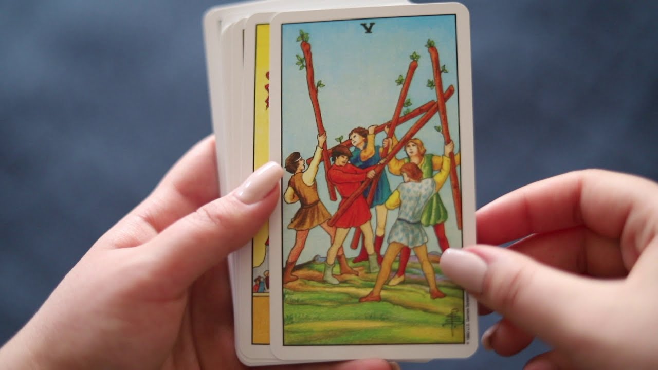Universal Waite Tarot