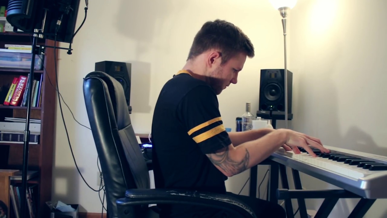 Taylor Swift - Gorgeous (Acoustic Cover by Adam Christopher)