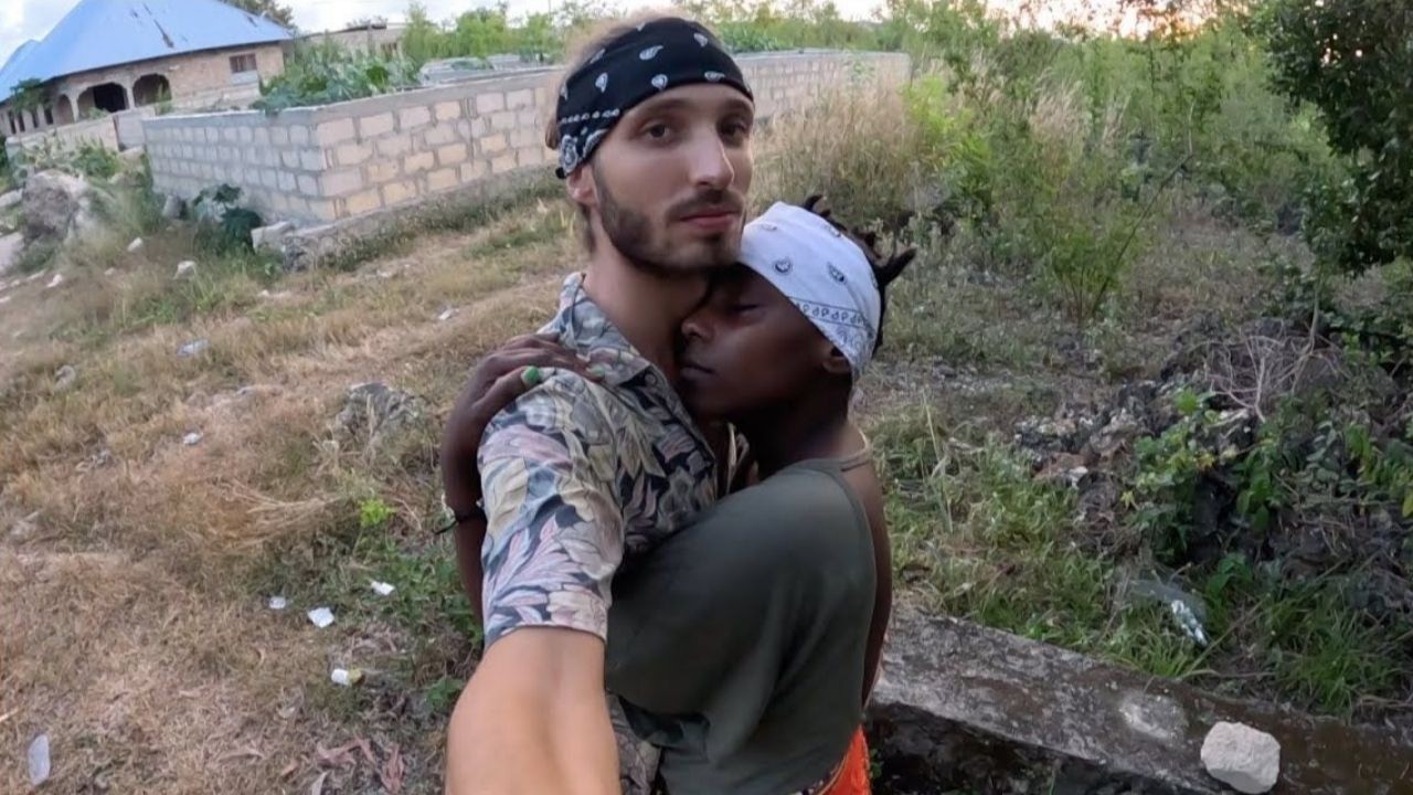 Танзанийская девушка приглашает меня к себе домой на Занзибаре! 🇹🇿