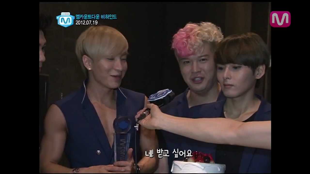 투애니원,슈퍼주니어,비에이피,2NE1,SuperJunior,BAP @Mcountdown backstage 2012.07.19