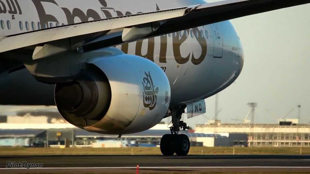 Emirates / Boeing 777-300 Takeoff at Copenhagen Kastrup (Full HD1080p)