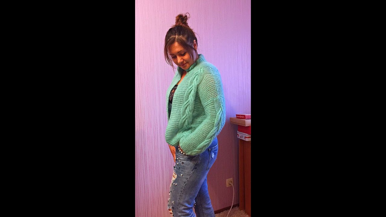 Модный и красивый БОМБЕР спицами   Fashionable beautiful cardigan