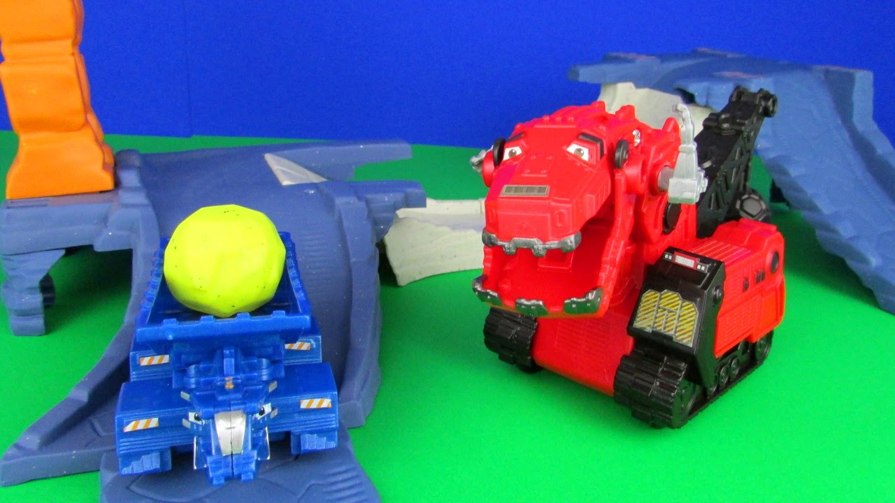 Dinotrux Rock & Load Skate Park Playset Dinosaur Unboxing by Toy Review TV