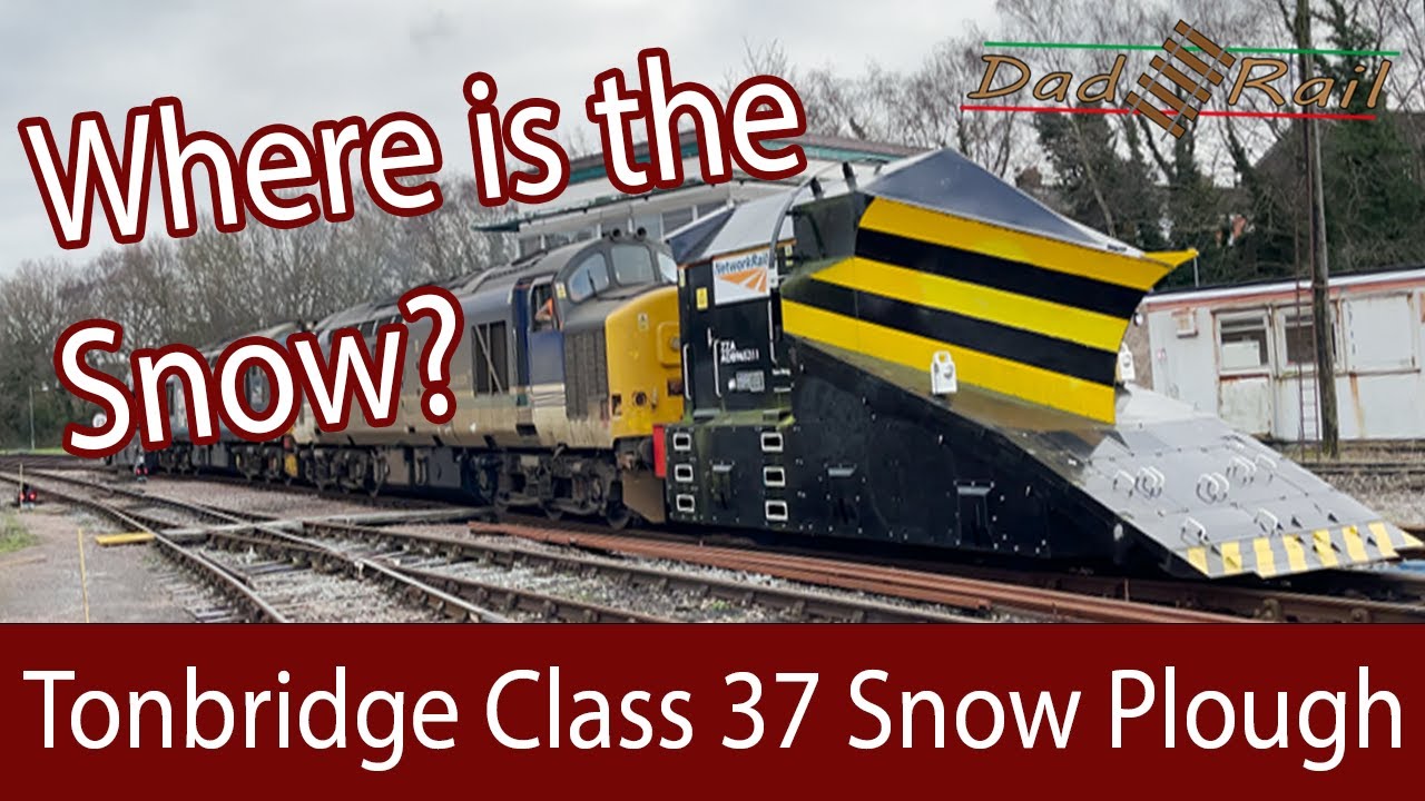 Snow Plough Train Class 37s at Tonbridge 4K - DAD RAIL