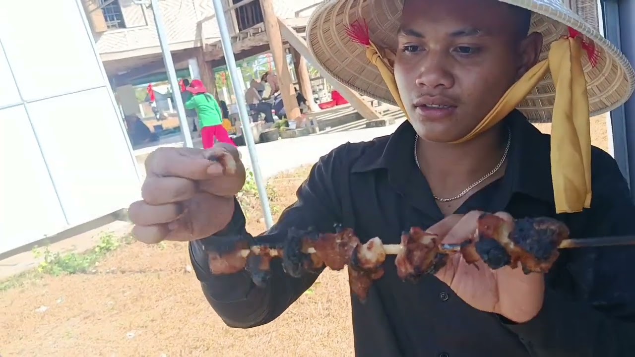 Tết tập thể ở Tây Nguyên tập trung cả làng cung nhau vùi mừng đon năm 2026