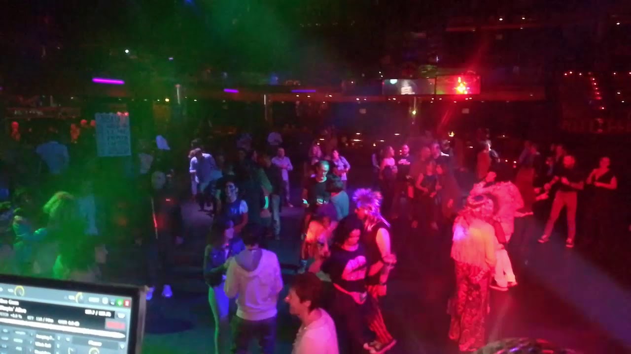 Resumen fiesta 80's Rosalar (Ribadeo)