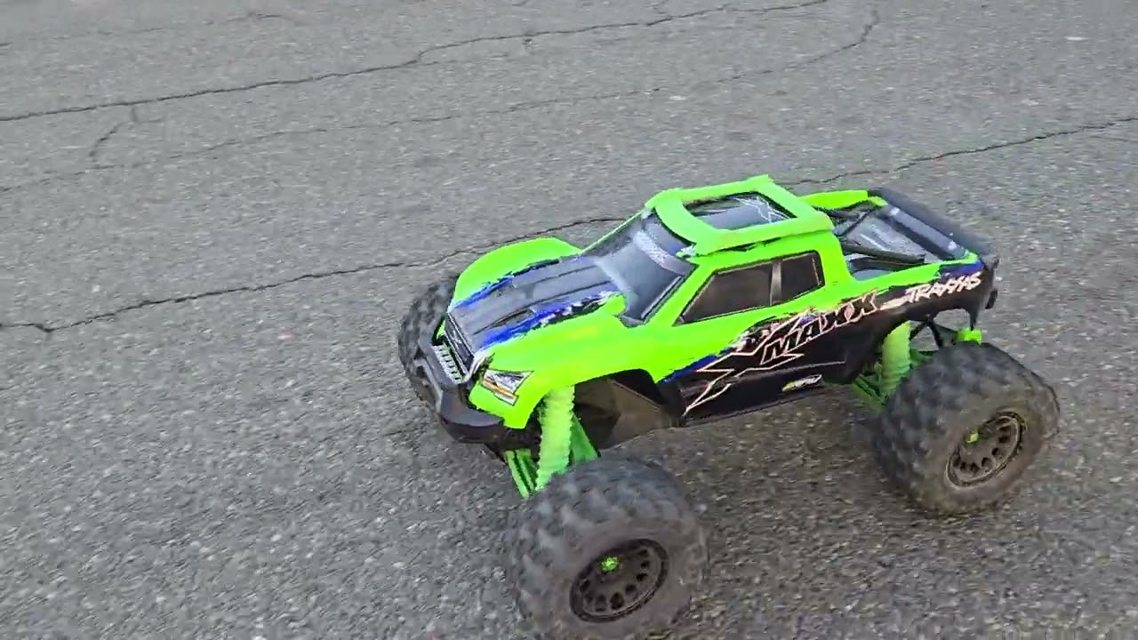Traxxas Xmaxx 12s Beast!!!! First Test.