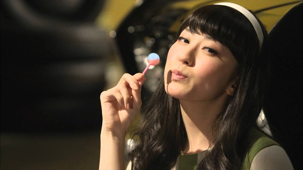 30s 伊藤梨沙子 相楽樹 黒田有彩 CM イエローハット