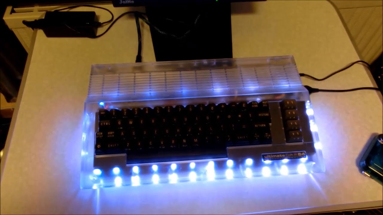 Ultimate64 Elite mit RGB LED Streifen