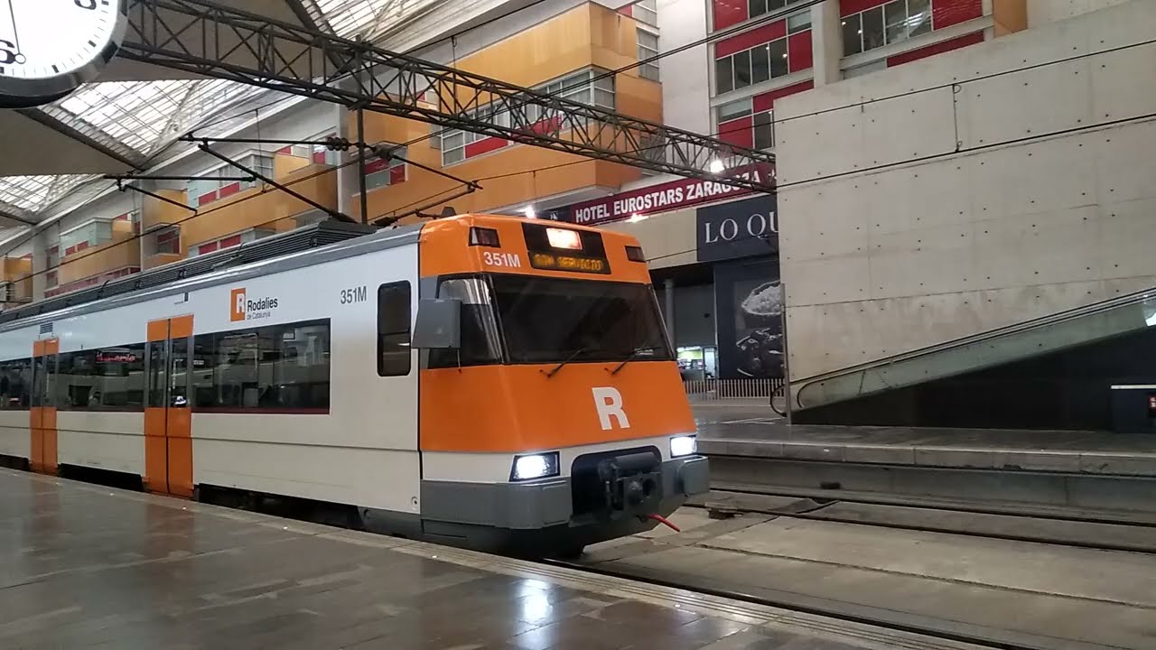 Renfe Cercanias / Rodalies de Catalunya - 447 en Zaragoza Delicias