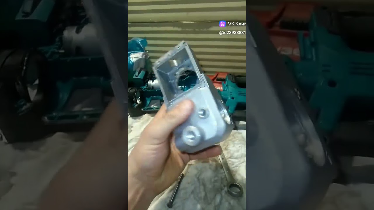 Аккумуляторный шприц для смазки Makita DGP180