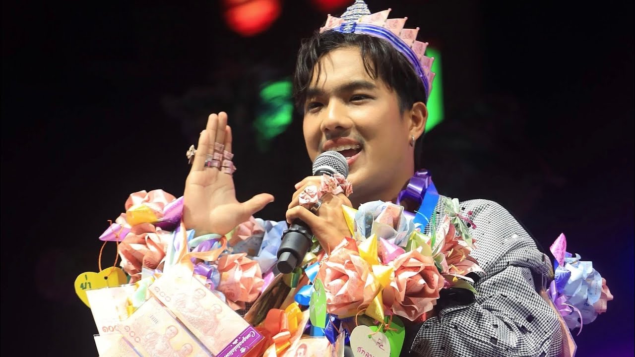 แฟนๆ กรี๊ด! เพชร คฑาวุธ โชว์สดสุดประทับใจ