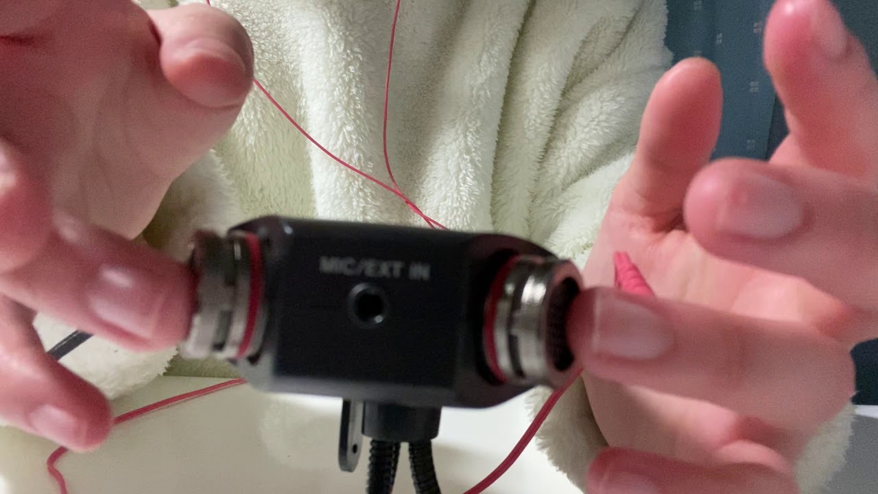 【ASMR】TASCAMのマイクをぺたぺた触る音
