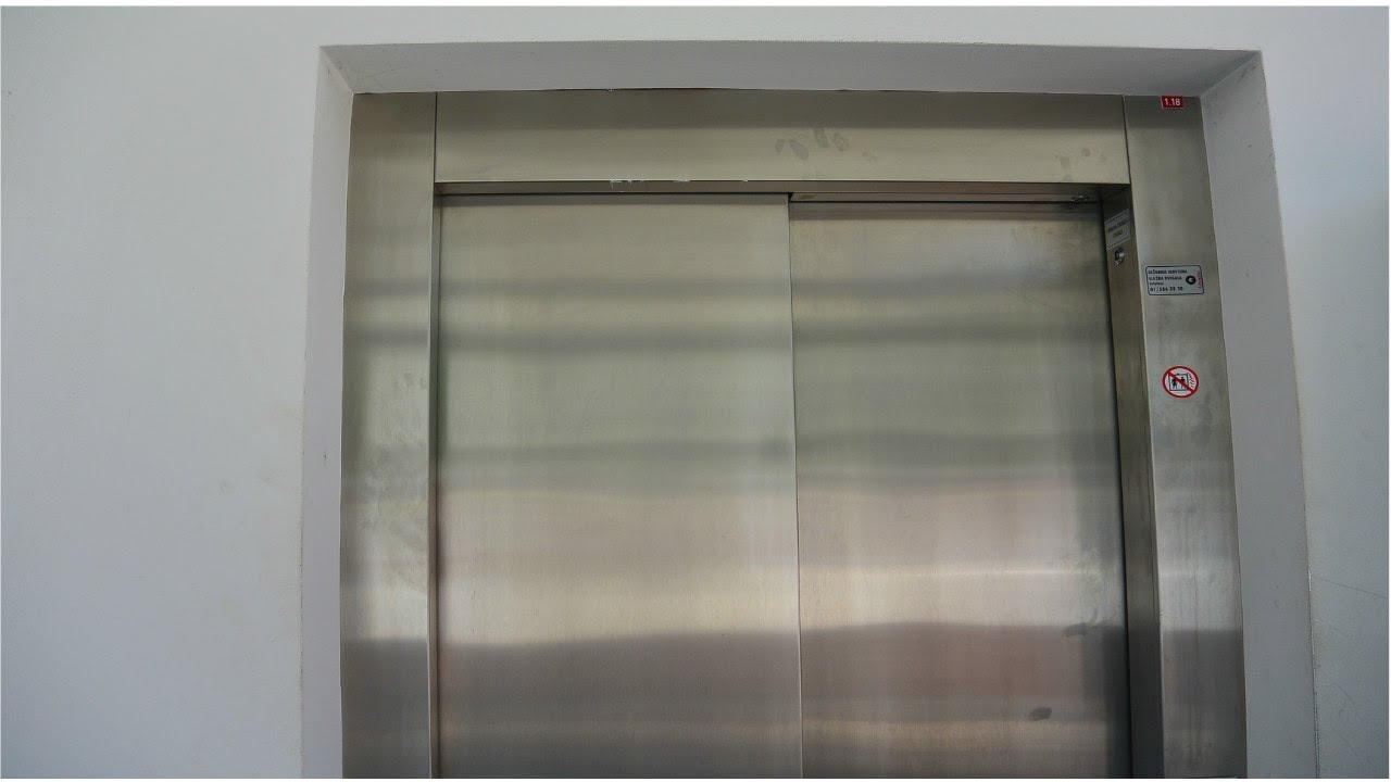 2011 Schindler 3300 MRL keypad traction elevator @ Garažna hi&scaron;a Center, Maribor, Slovenia