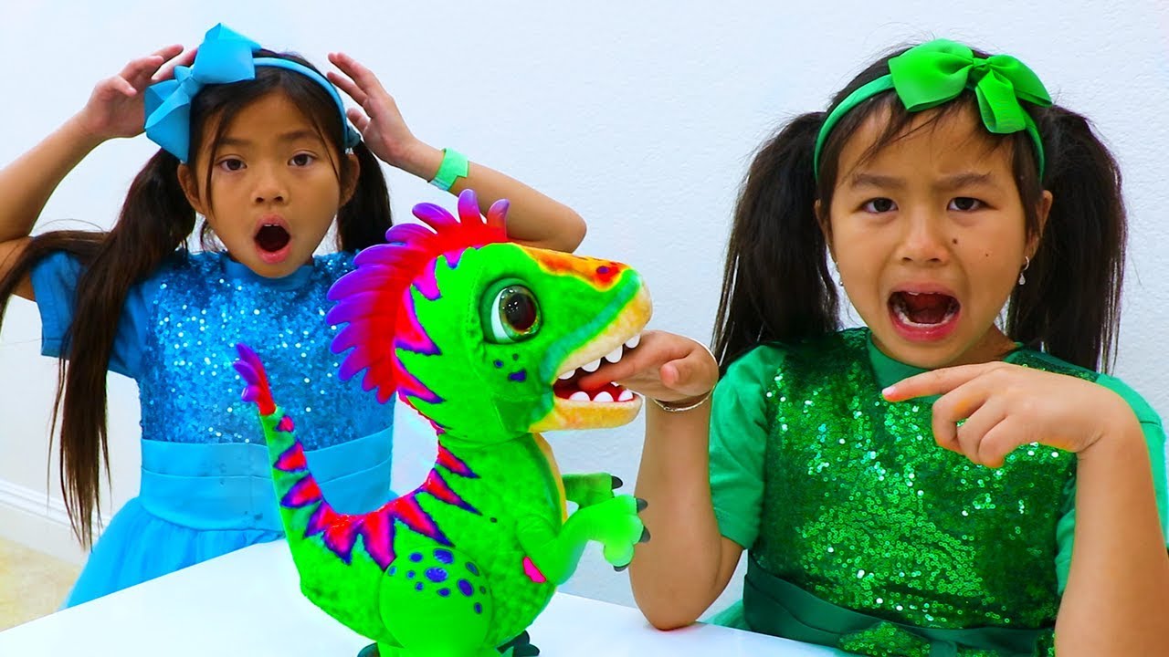 Emma & Jannie Pretend Play with Pet Dinosaur Toy for Kids
