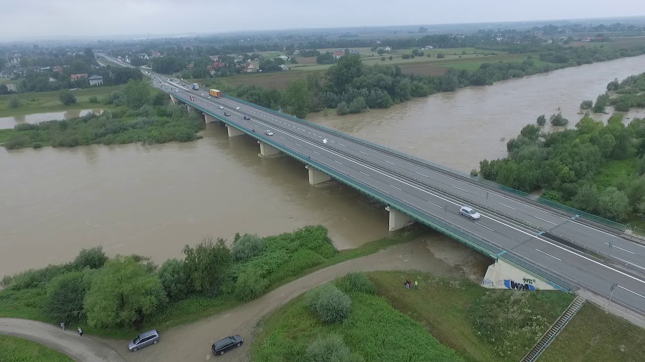Stan wody w rzece Dunajec lipiec 2018 Z drona