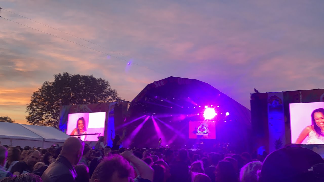 Zomerspektakel Alphen A/D Rijn dag 2  juni 4 -2022 - aan het meer