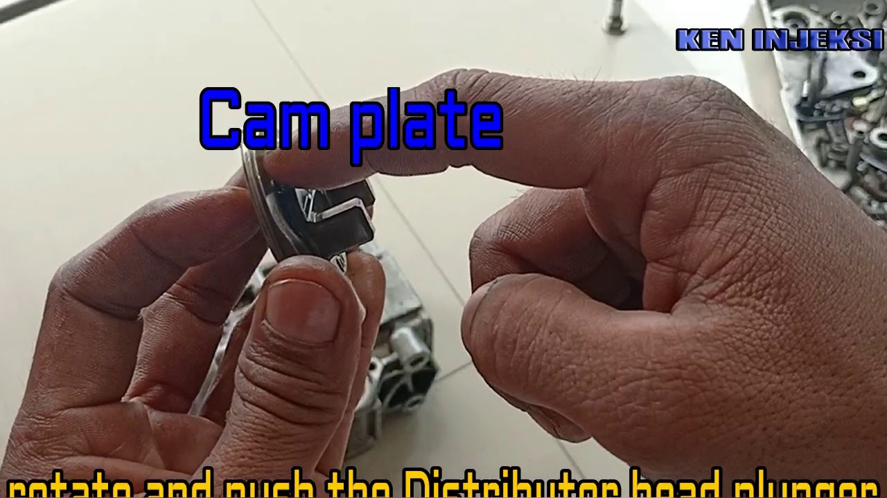 Bagian-bagian utama dalam pompa injeksi distributor