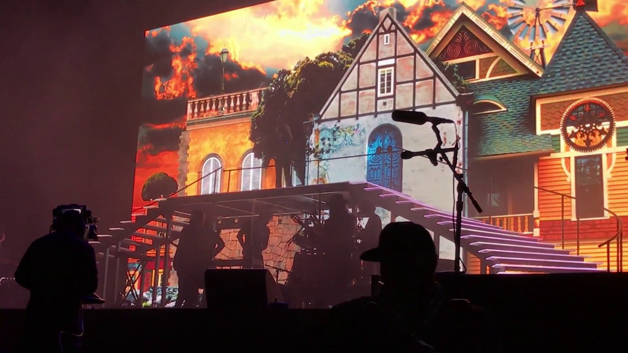 Shania Twain / Full Intro - From This Moment On / Stagecoach 2017