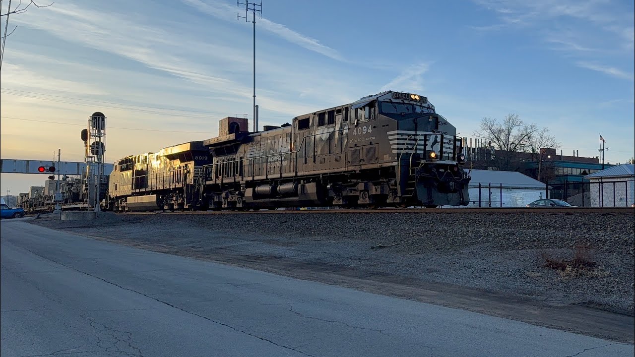 NS 4094 leads NS 12G with military equipment! 