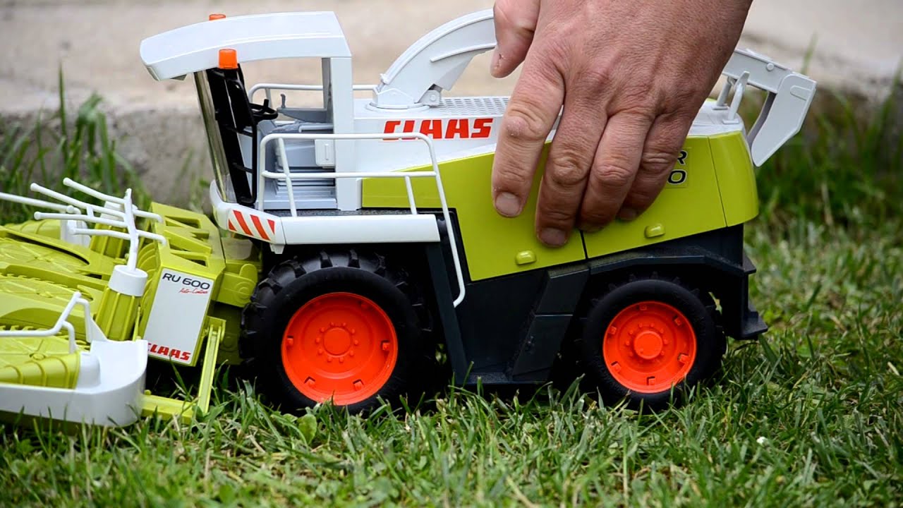 Bruder CLAAS Jaguar 900 Field chopper Feldhacksler