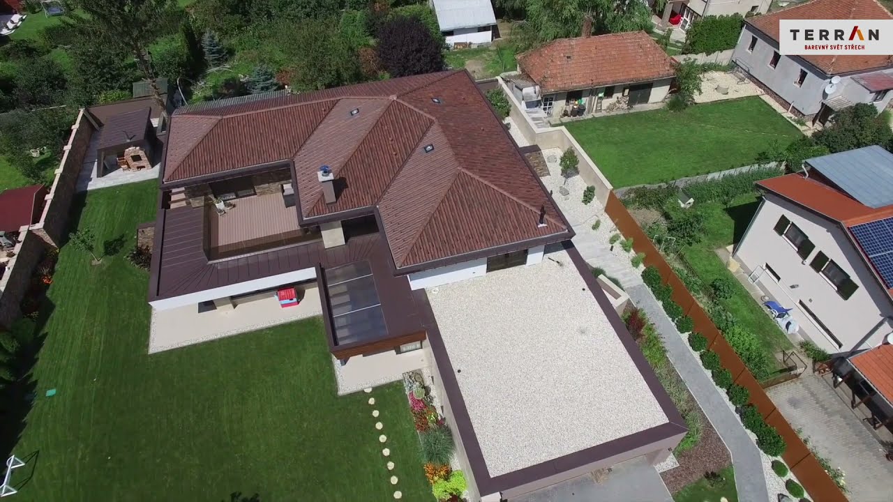 Střešní krytina Terran - Coppo antická červená na rodinném domě