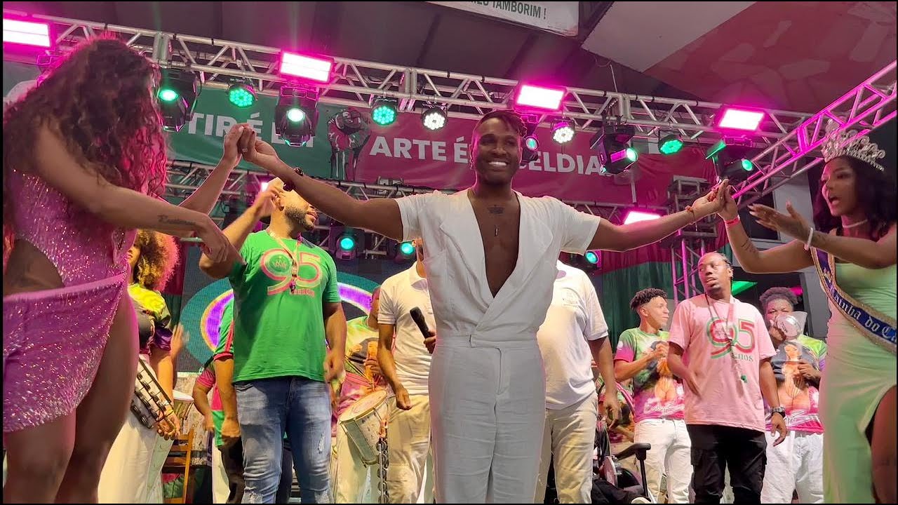MANGUEIRA | SHOW DOS 95 ANOS DA ESCOLA | APRESENTAÇÃO DA REALEZA 👑  @EstaçãoPrimeiraDeMangueira