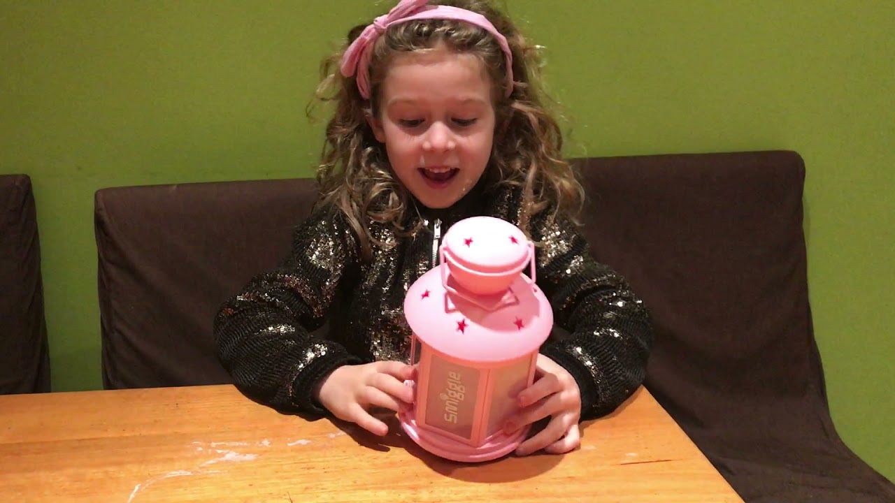 Smiggles Lantern review - Sparkly Jacket