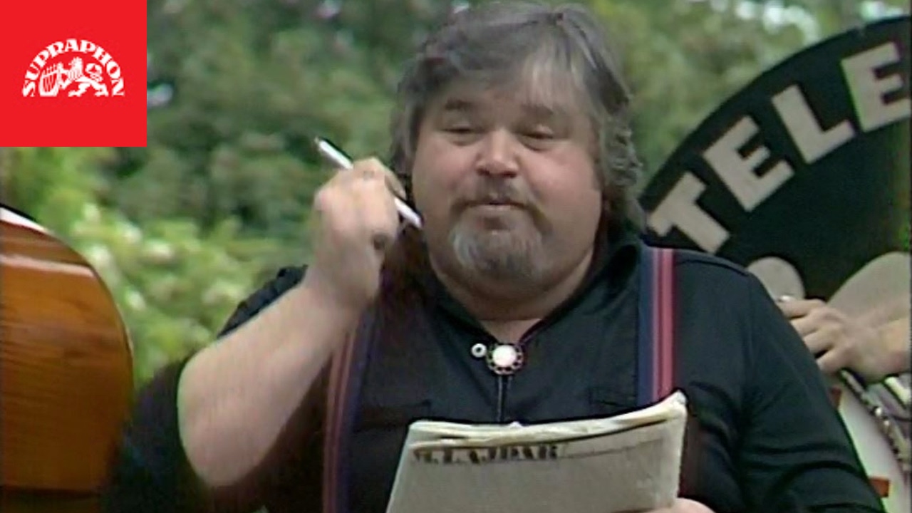 Fešáci (Pavel Brümer) - Křížovkový král (Fešáci v Lucerně 35 let - bonus z pořadu Neobvyklé výkony)